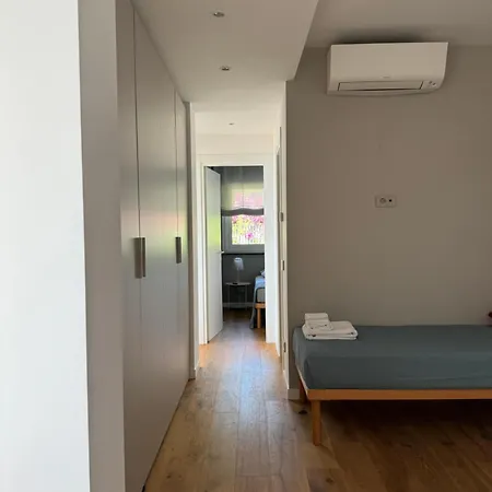 Exclusive Designer Facing Palmaria Island Spacious Scenic Terrace Bright Modern Interiors Fully Equipped Kitchen Air Conditioning Private Parking Up To 6 Guests Apartment Porto Venere