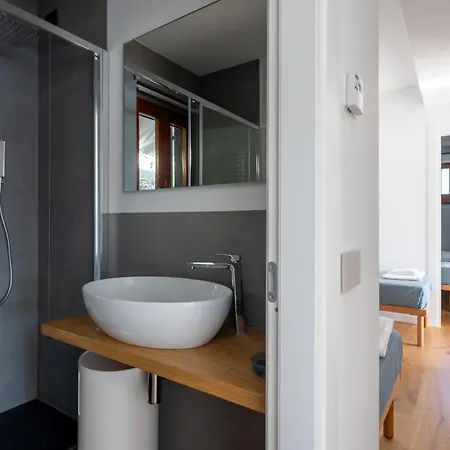 Exclusive Designer Facing Palmaria Island Spacious Scenic Terrace Bright Modern Interiors Fully Equipped Kitchen Air Conditioning Private Parking Up To 6 Guests Apartment