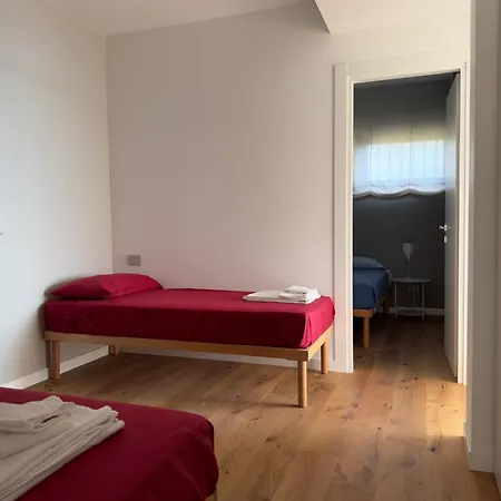 Elegant Modern And Bright Flat With Splendid Terrace Overlooking The Sea And Palmaria Island Modern Designer Interior Accommodates Up To Six People Apartment