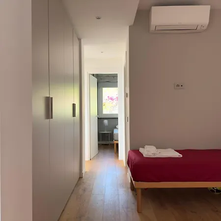 Elegant Modern And Bright Flat With Splendid Terrace Overlooking The Sea And Palmaria Island Modern Designer Interior Accommodates Up To Six People