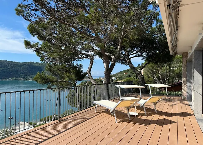 Appartamento Modern And Elegant With A Spacious Sea View Terrace Overlooking Palmaria Island Bright Designer Interiors Fully Equipped Up To 6 Guests Private Parking Aircon The Comforts For A Perfect Porto Venere
