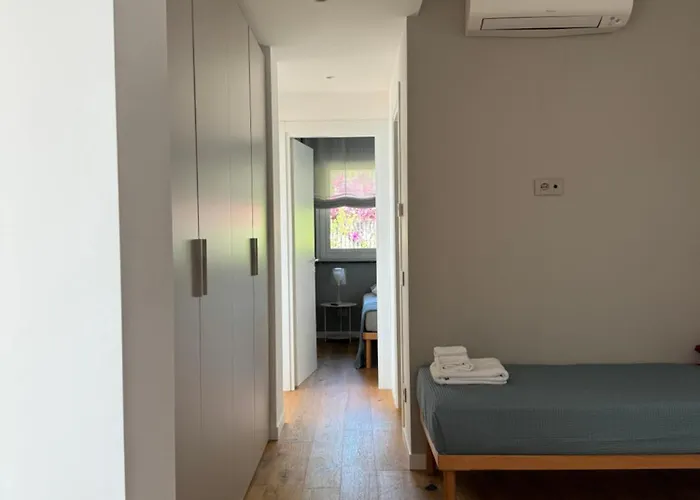 Modern And Elegant With A Spacious Sea View Terrace Overlooking Palmaria Island Bright Designer Interiors Fully Equipped Up To 6 Guests Private Parking Aircon The Comforts For A Perfect Appartamento Porto Venere