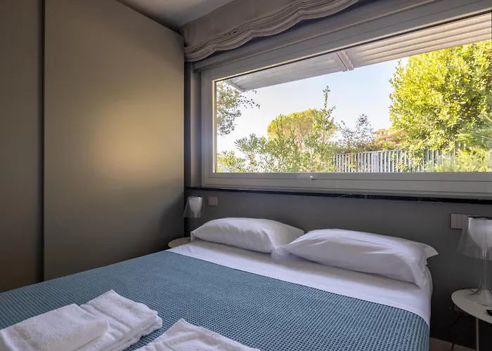 Modern And Elegant With A Spacious Sea View Terrace Overlooking Palmaria Island Bright Designer Interiors Fully Equipped Up To 6 Guests Private Parking Aircon The Comforts For A Perfect Appartamento