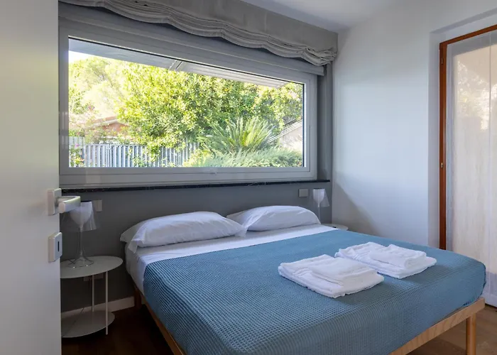 Modern And Elegant With A Spacious Sea View Terrace Overlooking Palmaria Island Bright Designer Interiors Fully Equipped Up To 6 Guests Private Parking Aircon The Comforts For A Perfect * Porto Venere