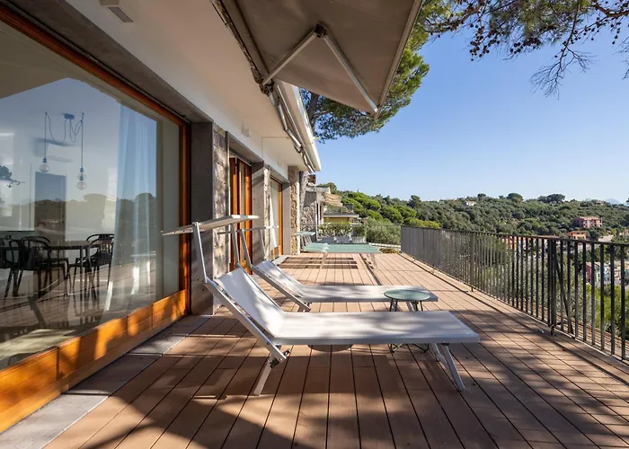 Modern And Elegant With A Spacious Sea View Terrace Overlooking Palmaria Island Bright Designer Interiors Fully Equipped Up To 6 Guests Private Parking Aircon The Comforts For A Perfect * Porto Venere